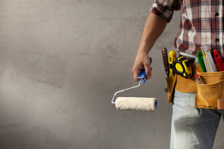 DIY vs. Professional Handyman Services: When to Call in the Experts <span class=read-time-custom>10 mins read</span>