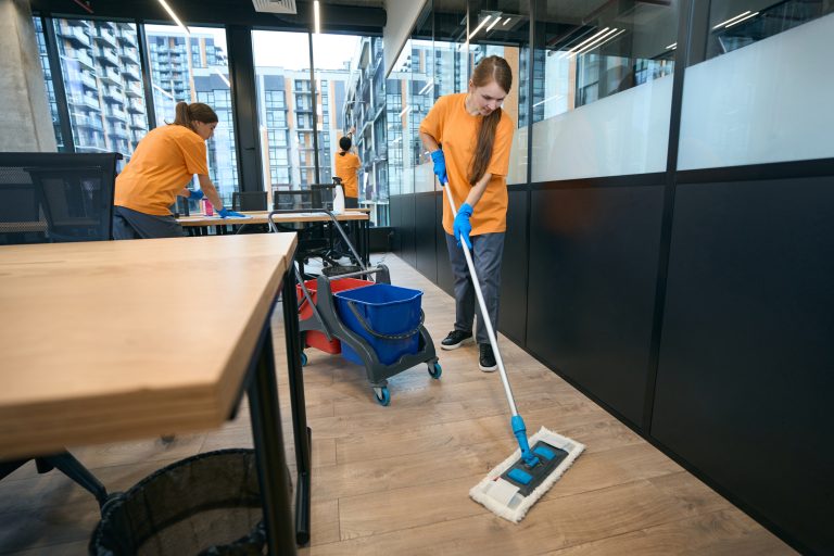 What’s Included in a Professional Office Cleaning Service? <span class=read-time-custom>5 mins read</span>