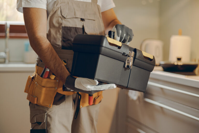 Why hiring a handyman is cost effective <span class=read-time-custom>4 mins read</span>